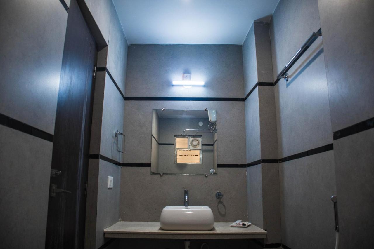 Hotel Gc International Дігха Екстер'єр фото